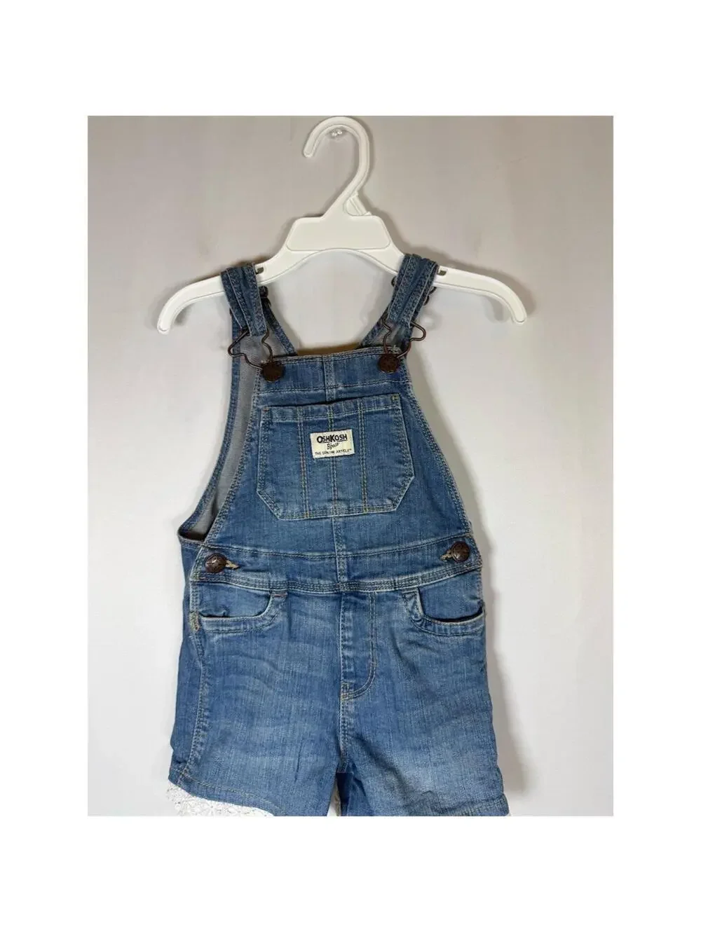 OshKosh B'gosh Girls Denim Shortalls Blue Overall Shorts Lace Trim Size 2T